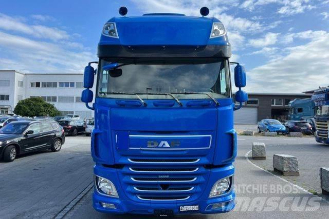 DAF XF510 6x2 Schuifzeilopbouw