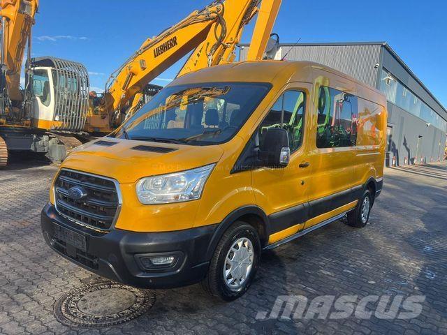 Ford Transit Doka Gesloten bedrijfswagens