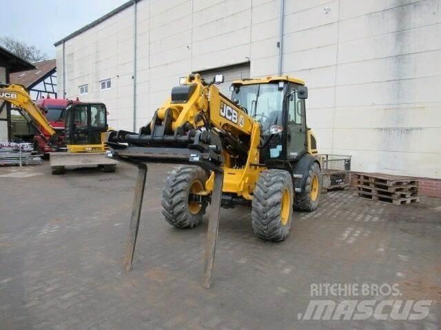 JCB TM220 Agri Voorladers en gravers