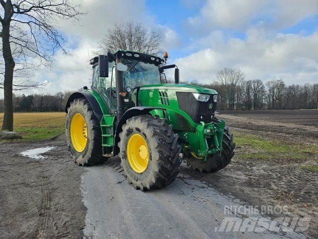 John Deere 6170R Tractoren