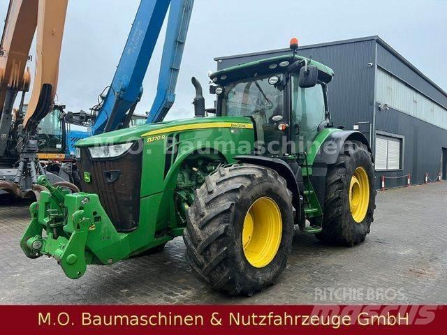 John Deere 8370 R Voorladers en gravers