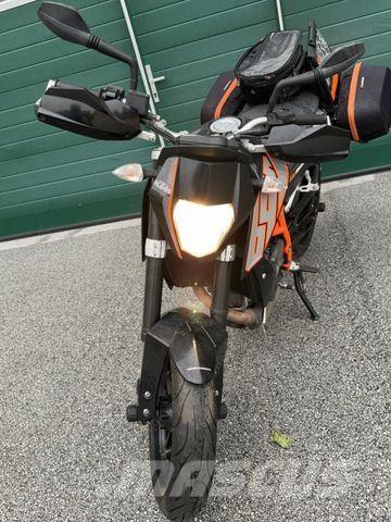 KTM 690 DUKE Anders