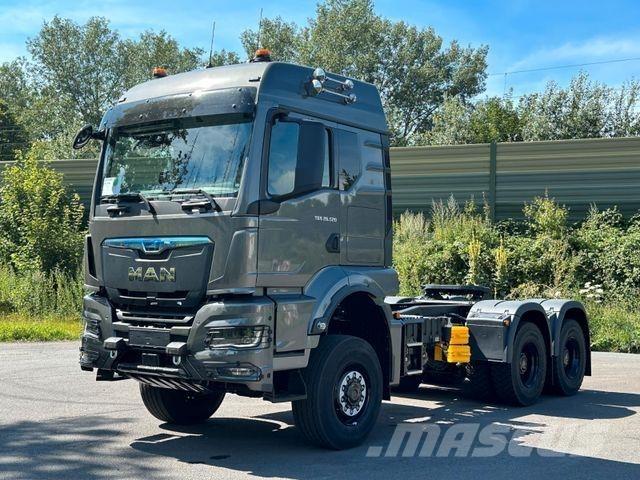 MAN TGS 26.520 6x6 Trekkers