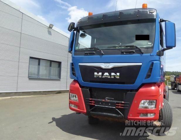 MAN TGX 18.480 BLS Trekkers