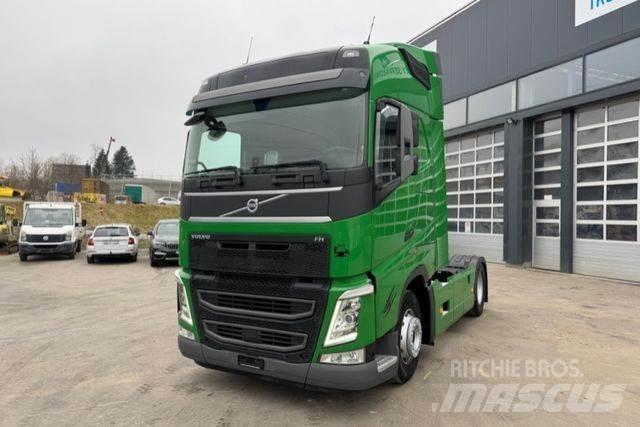 MAN TGX 33.520 6x4 Trekkers