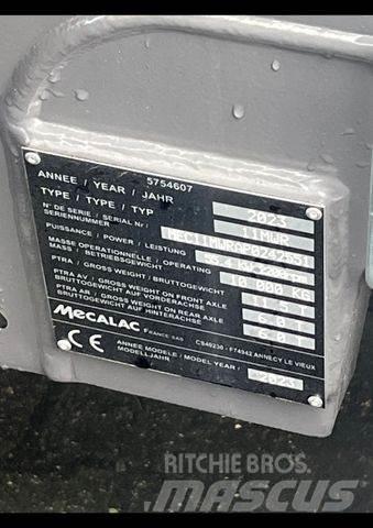 Mecalac 11 MWR Wielgraafmachines