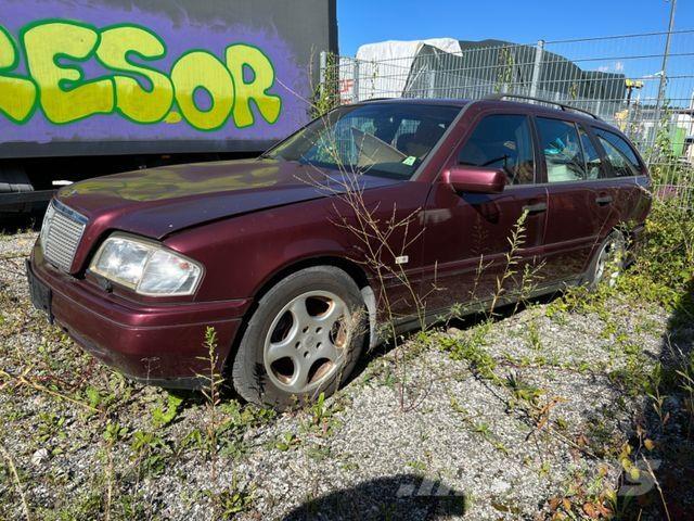 Mercedes-Benz 200 Auto's