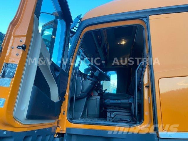 Mercedes-Benz 2542 Chassis met cabine