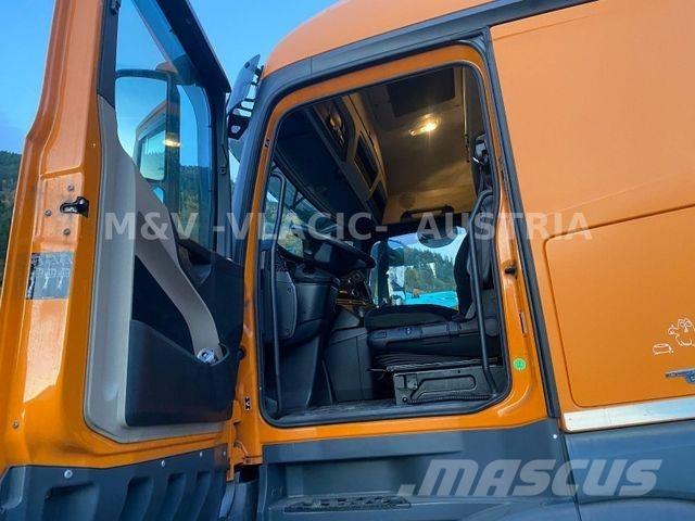 Mercedes-Benz 2542 Chassis met cabine