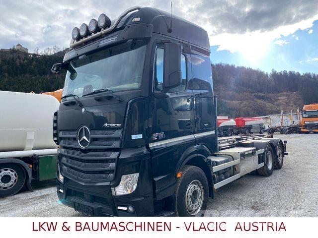 Mercedes-Benz 2563 Vrachtwagen met containersysteem