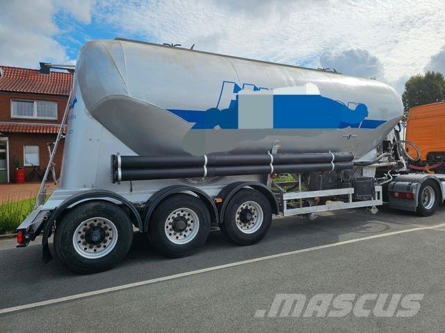 Spitzer Zement 37m³ Tankopleggers