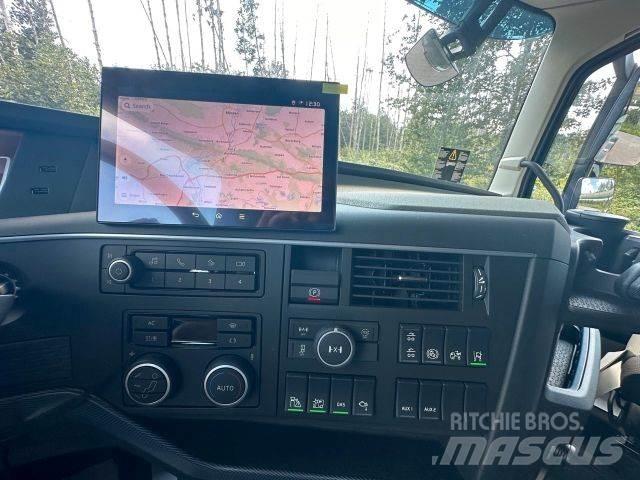 Volvo FH 540 6x4 Chassis met cabine