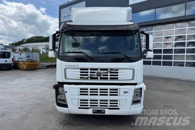 Volvo FM-390 4x2 Trekkers