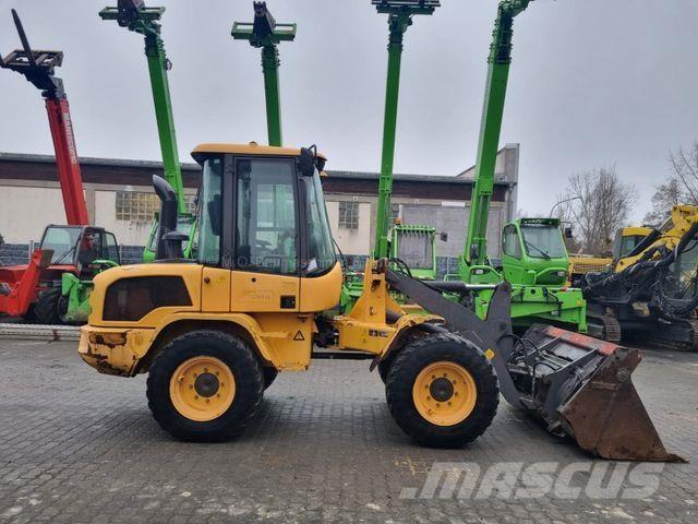 Volvo L 30 G Wielladers