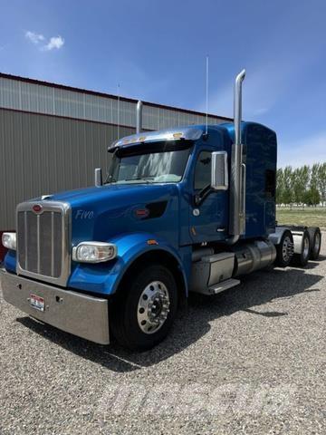 Peterbilt 567 Trekkers