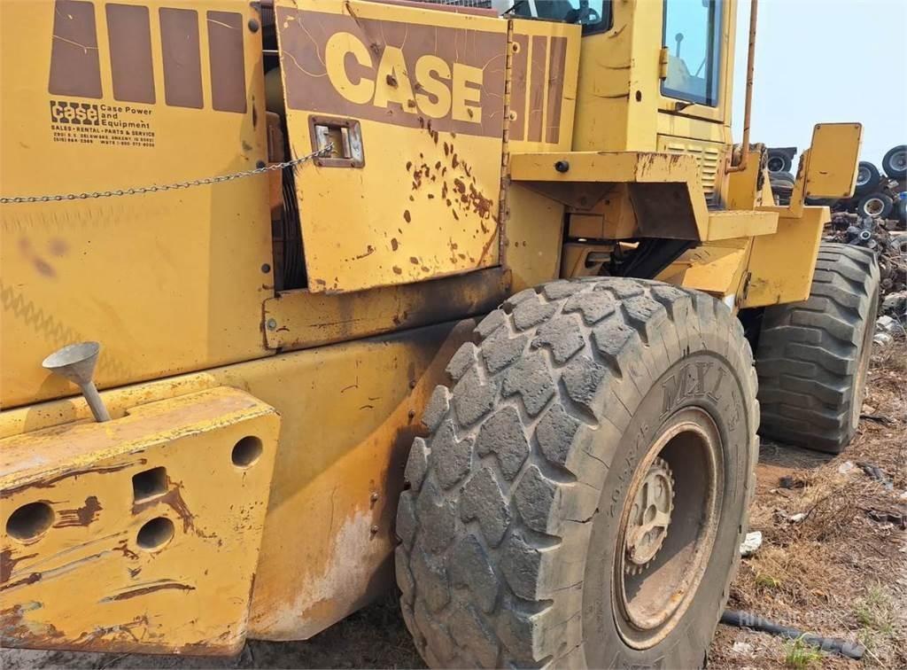 CASE 621 Wielladers
