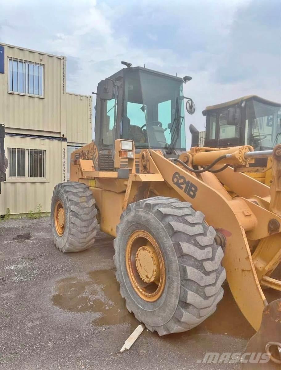 CASE 621B Wielladers