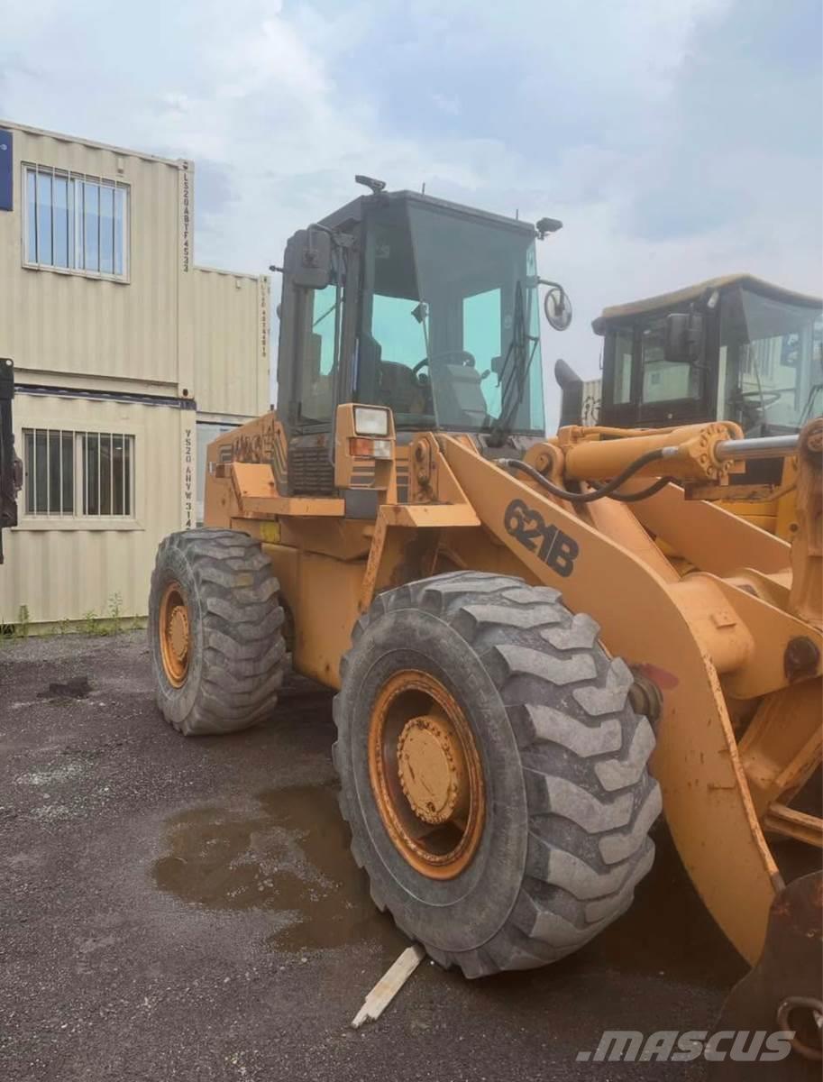 CASE 621B Wielladers