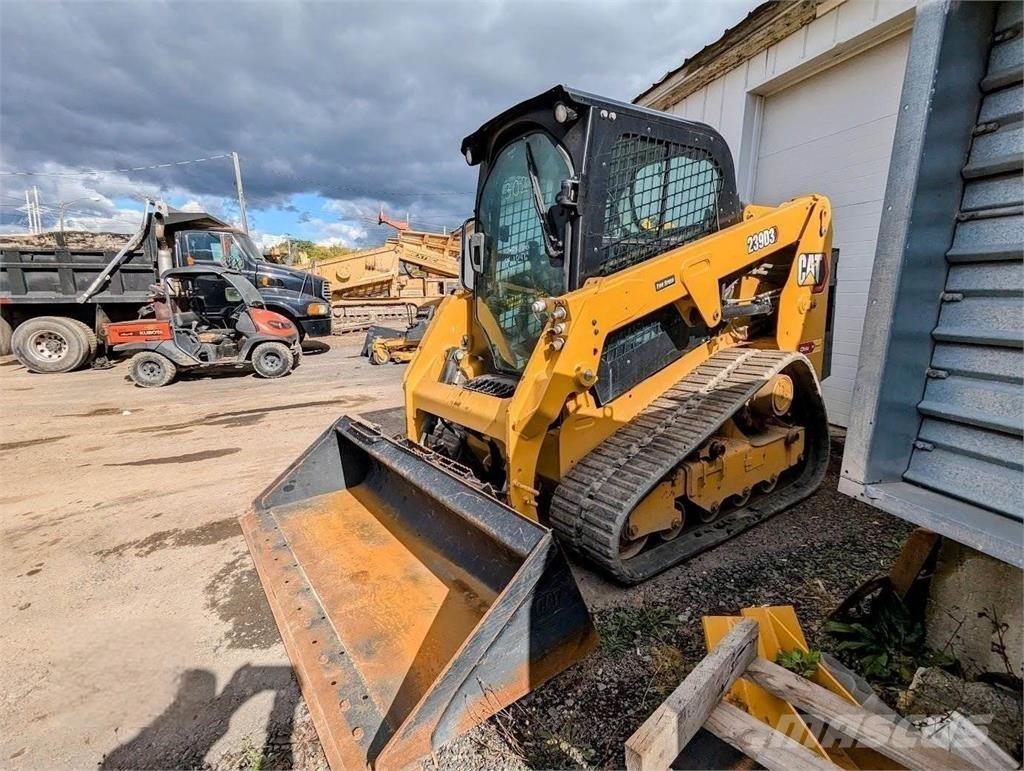 CAT 239D3 Schrankladers