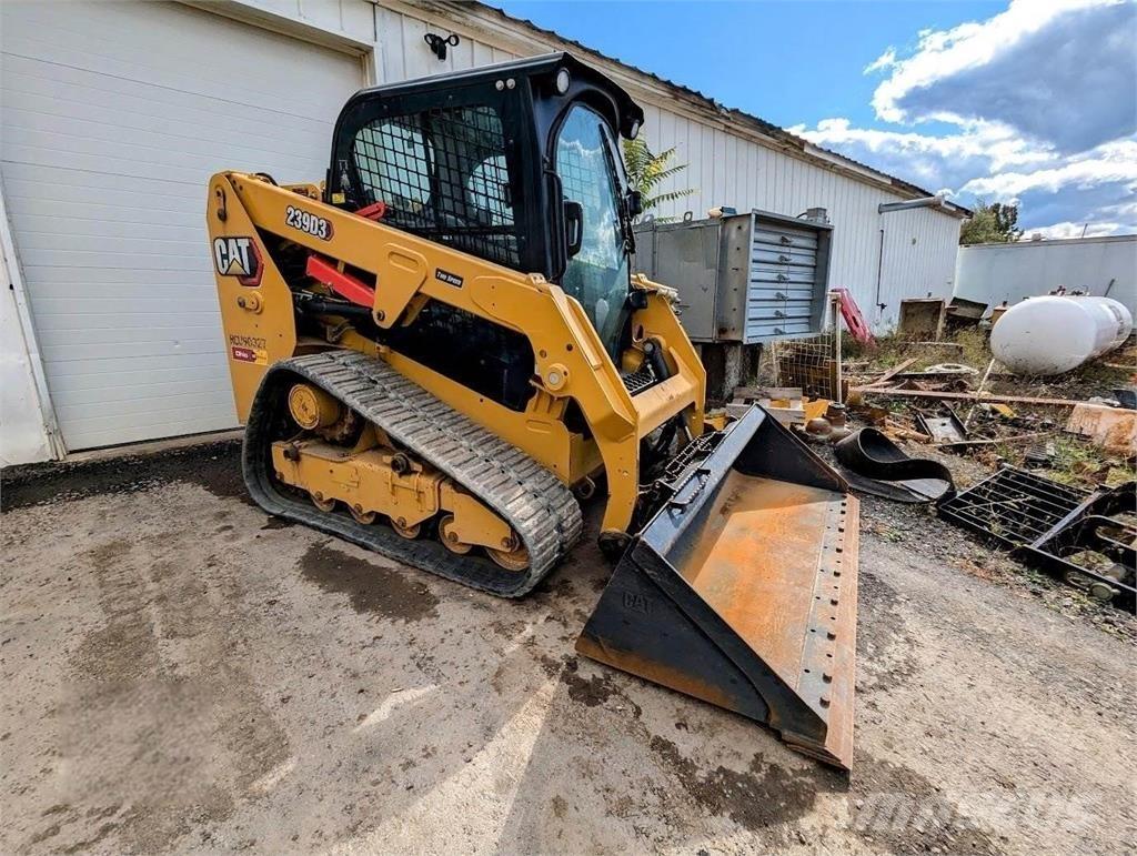 CAT 239D3 Schrankladers