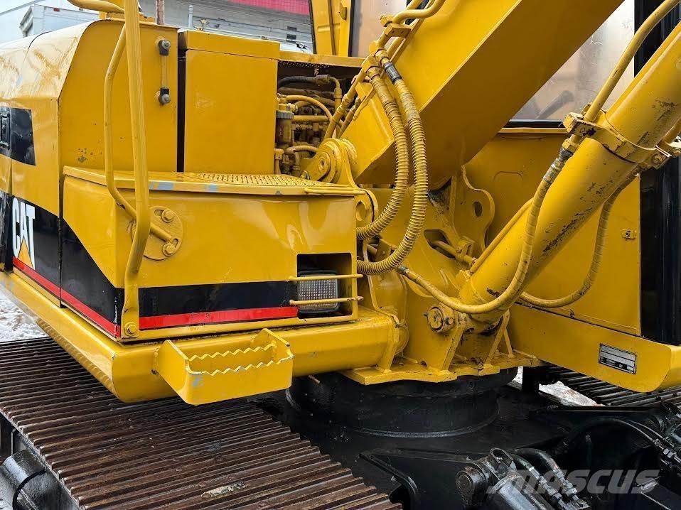 CAT 307 Rupsgraafmachines