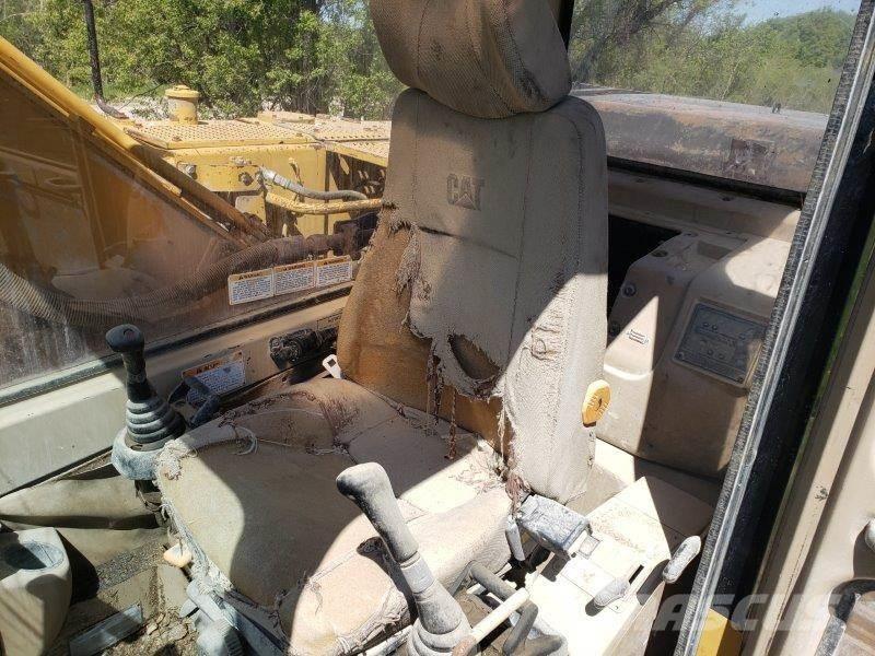 CAT 320L Rupsgraafmachines