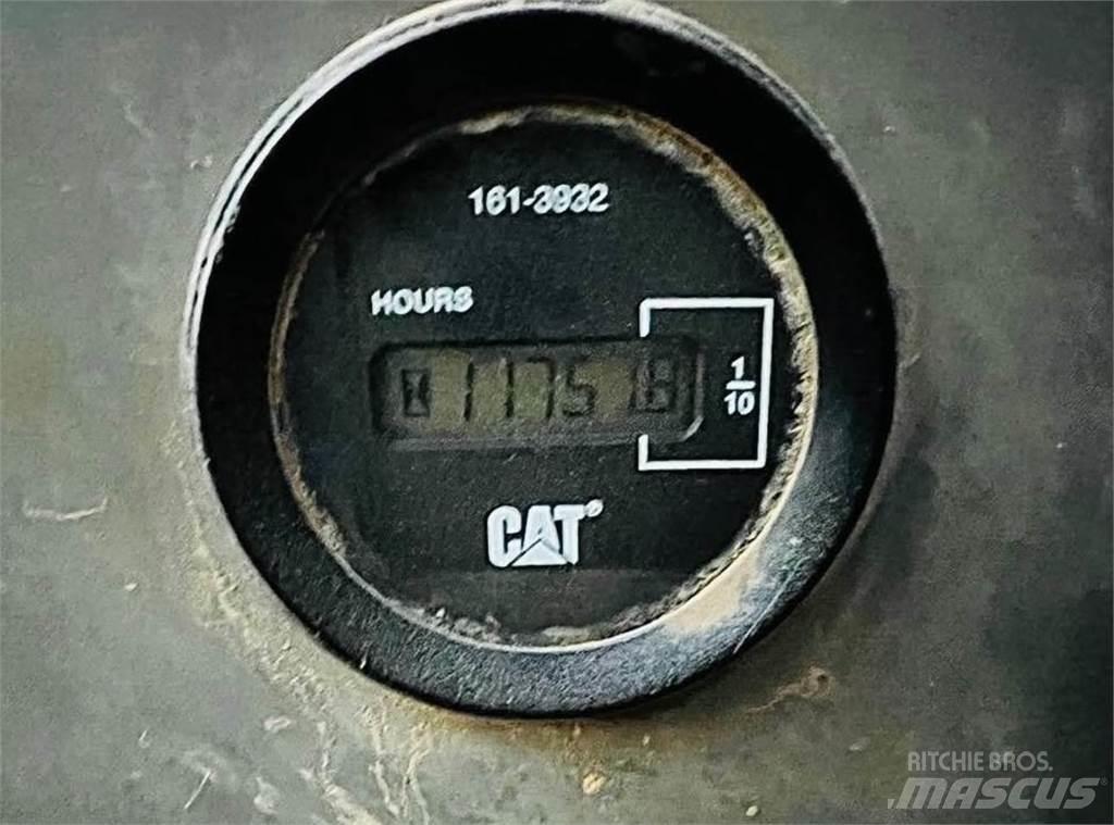 CAT 324DL Rupsgraafmachines