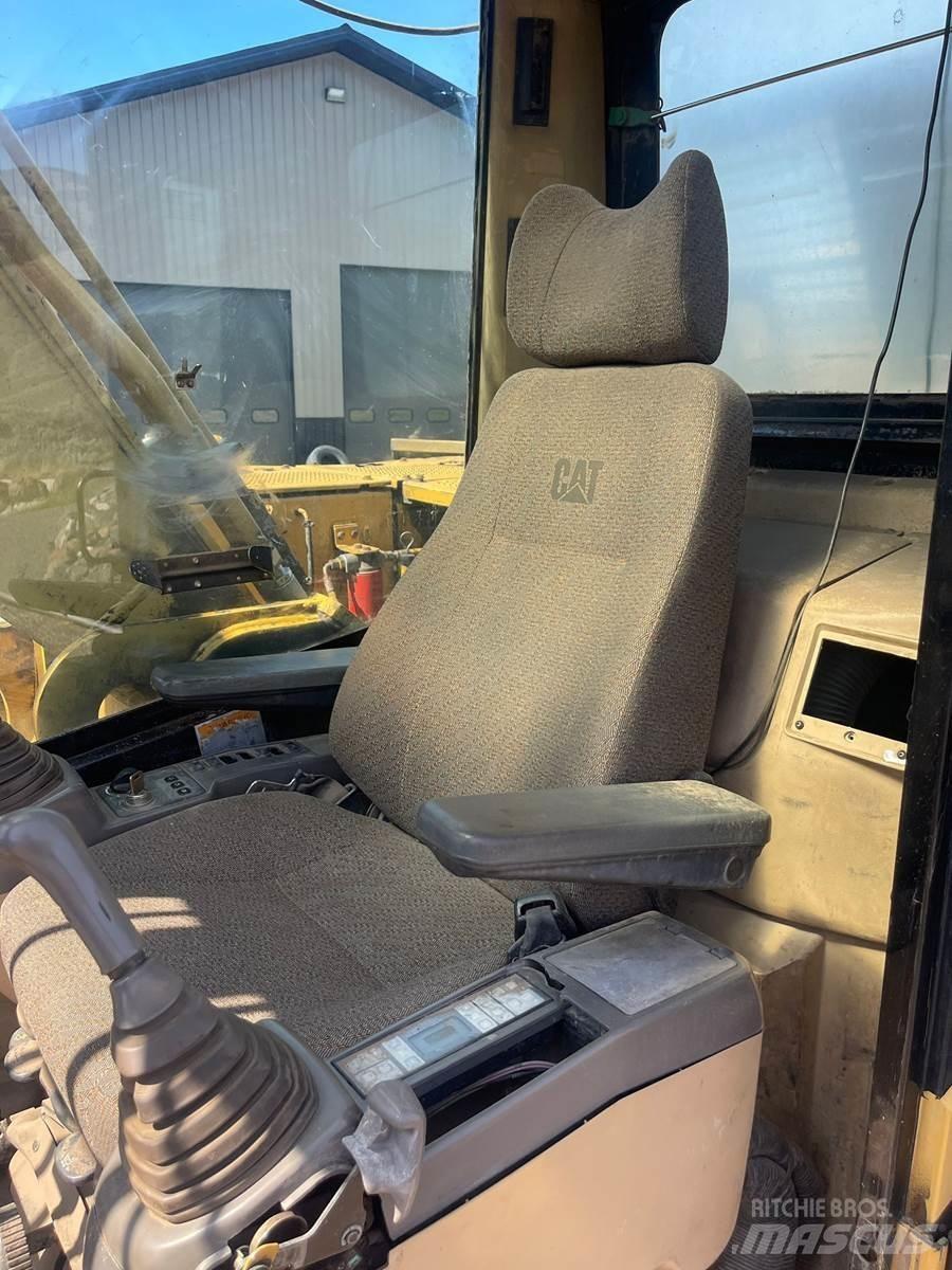 CAT 325BL Rupsgraafmachines
