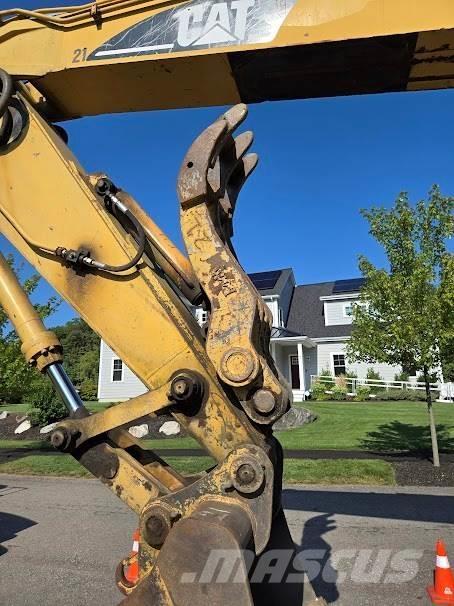 CAT 325BL Rupsgraafmachines