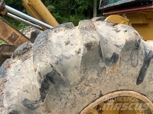 CAT 525 Skidders