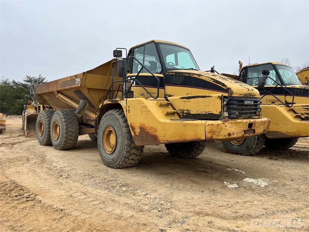 CAT 735 Knik dumptrucks