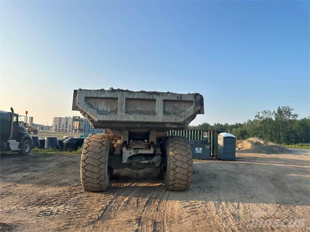CAT 740 Knik dumptrucks