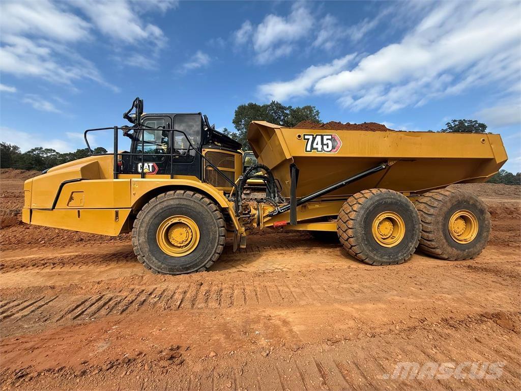 CAT 745 Knik dumptrucks