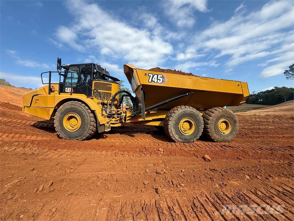 CAT 745 Knik dumptrucks
