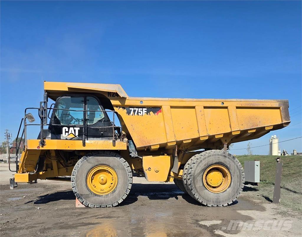 CAT 775F Knik dumptrucks