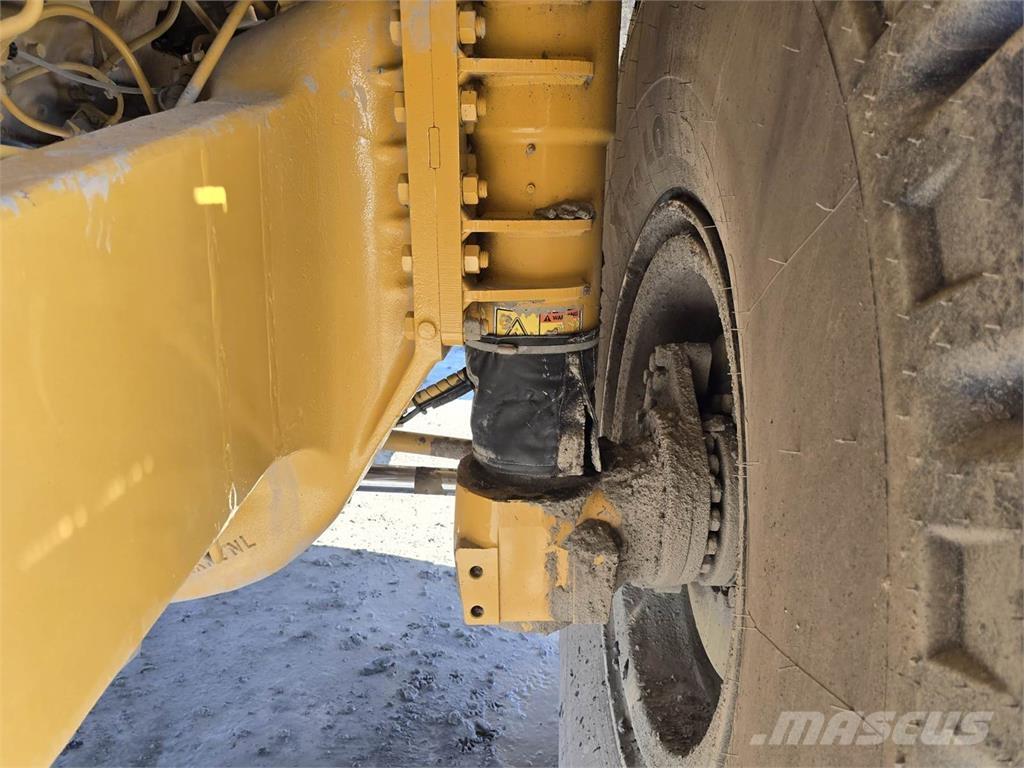 CAT 775F Knik dumptrucks