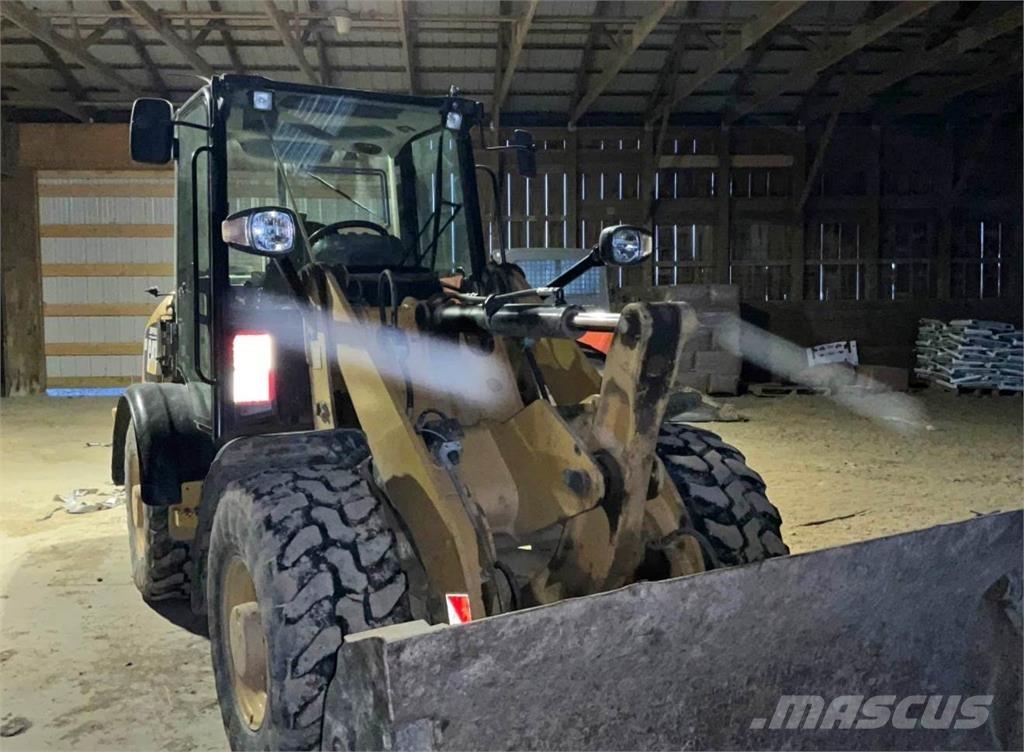 CAT 906H Wielladers