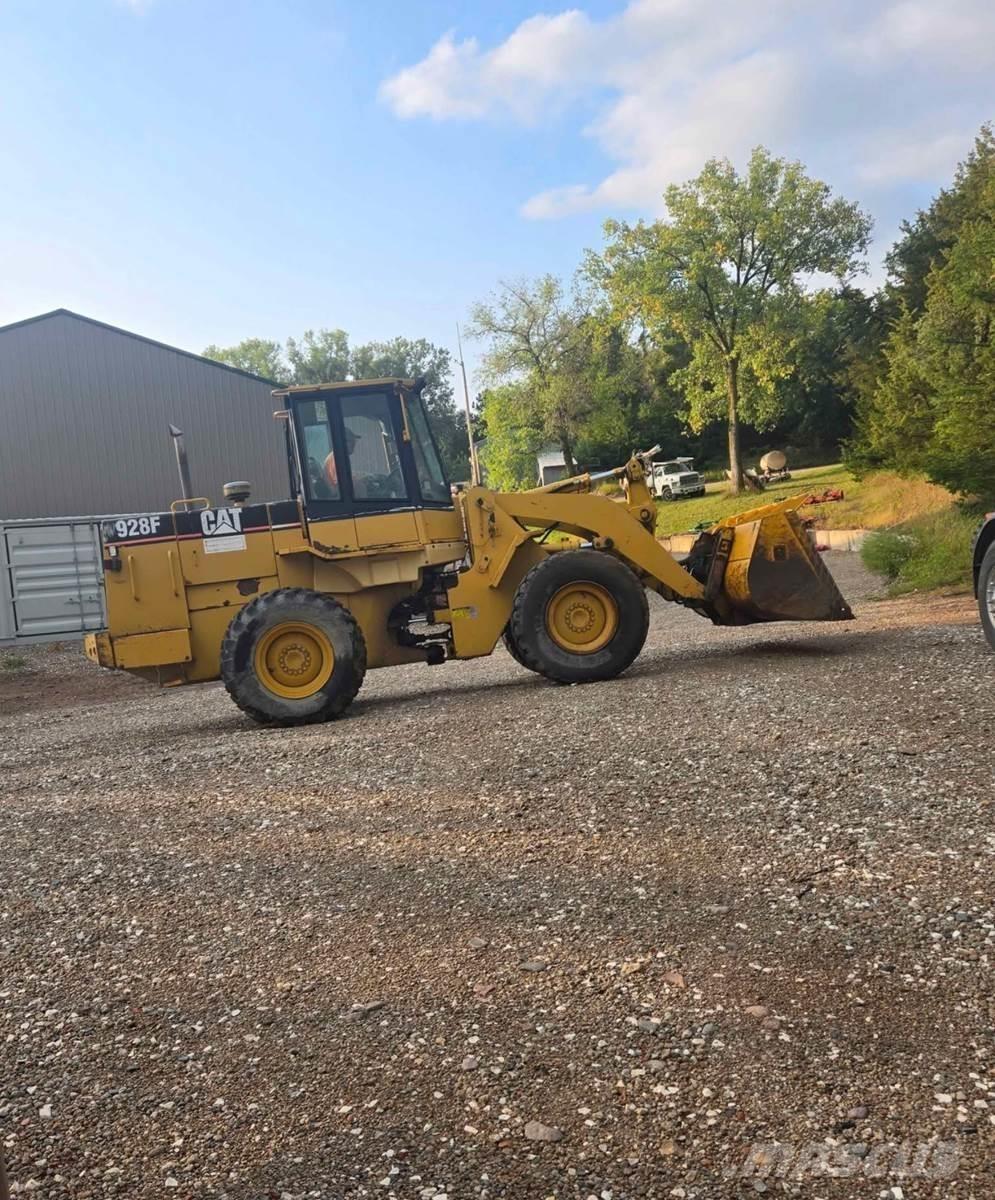 CAT 928F Wielladers