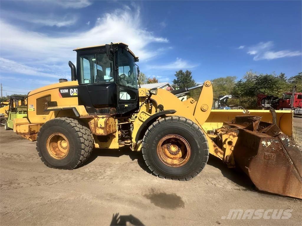 CAT 930M Wielladers
