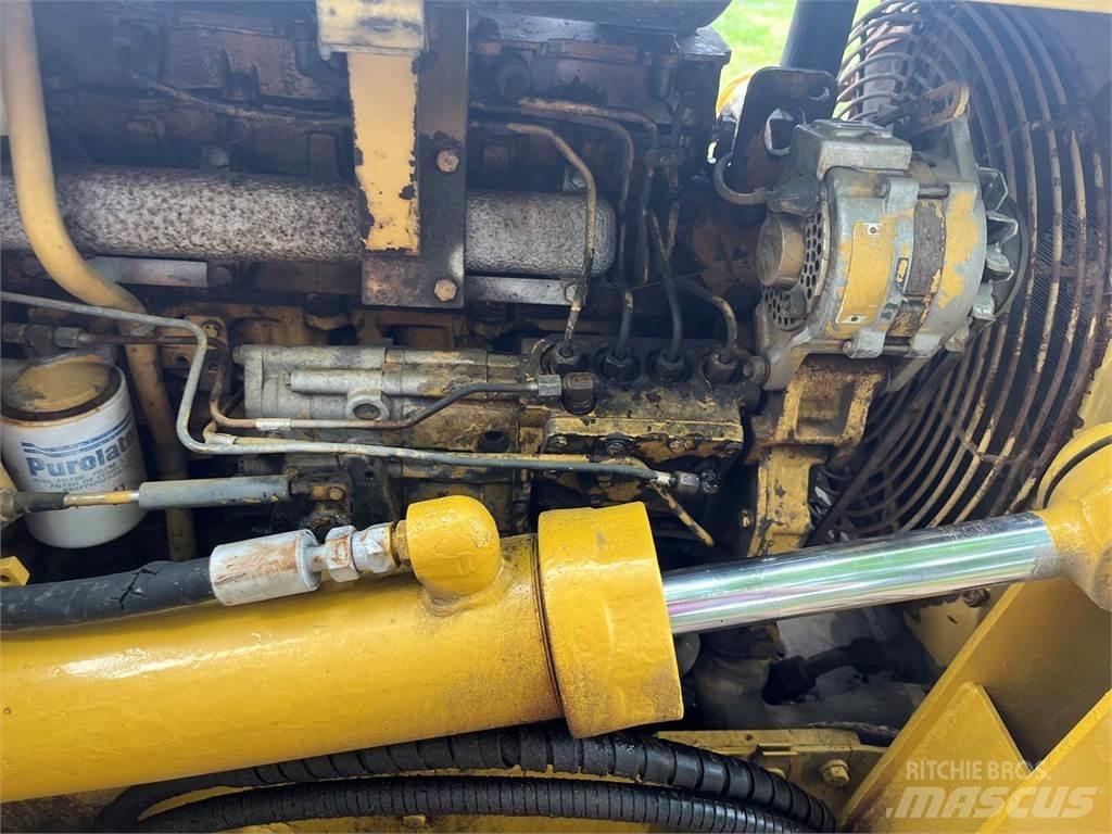 CAT D3B Rupsdozers