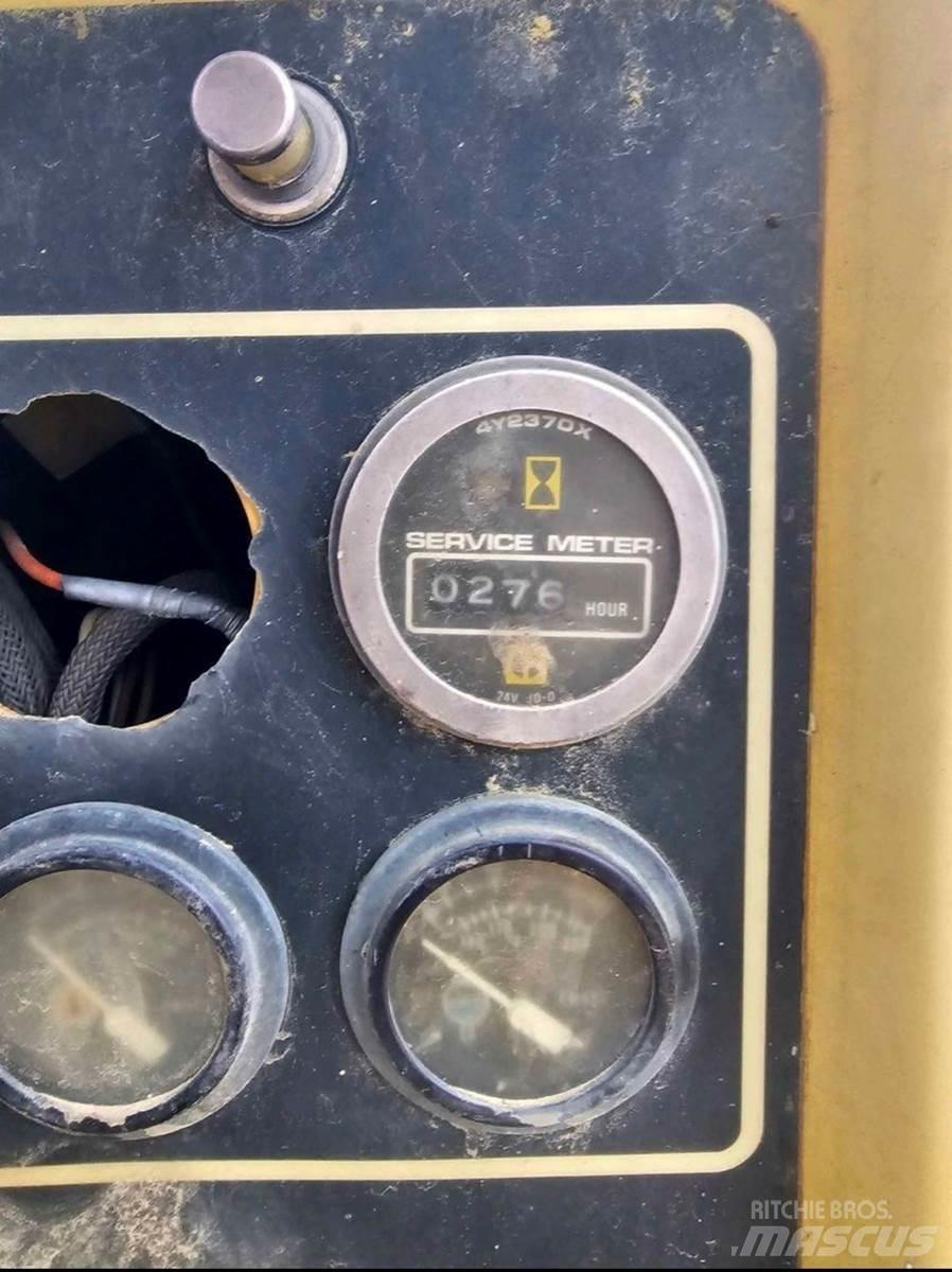 CAT D4H II Rupsdozers