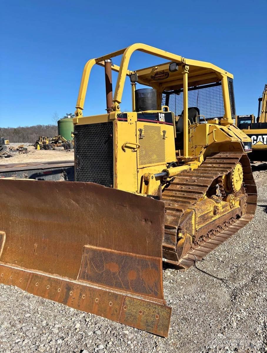 CAT D6M XL Rupsdozers
