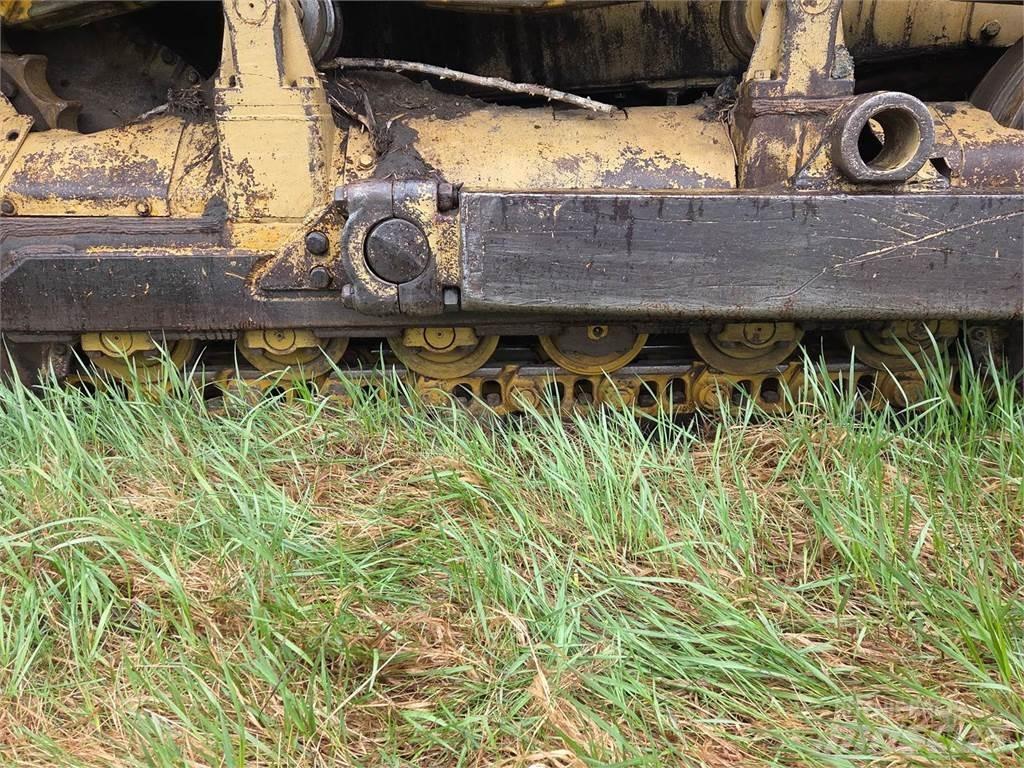 CAT D7E Rupsdozers