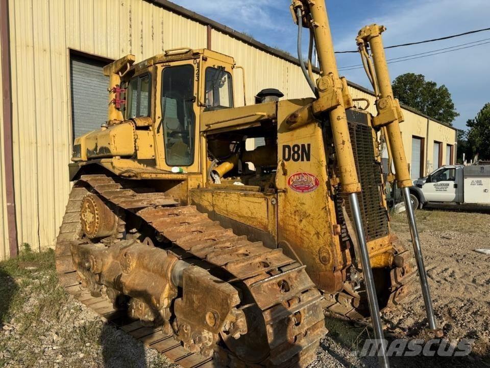 CAT D8N Rupsdozers