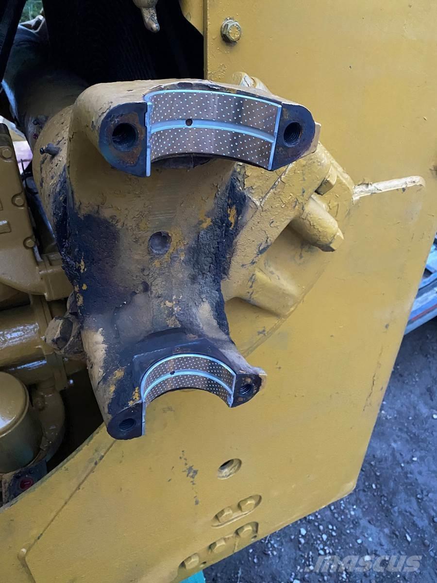 CAT D9G Rupsdozers