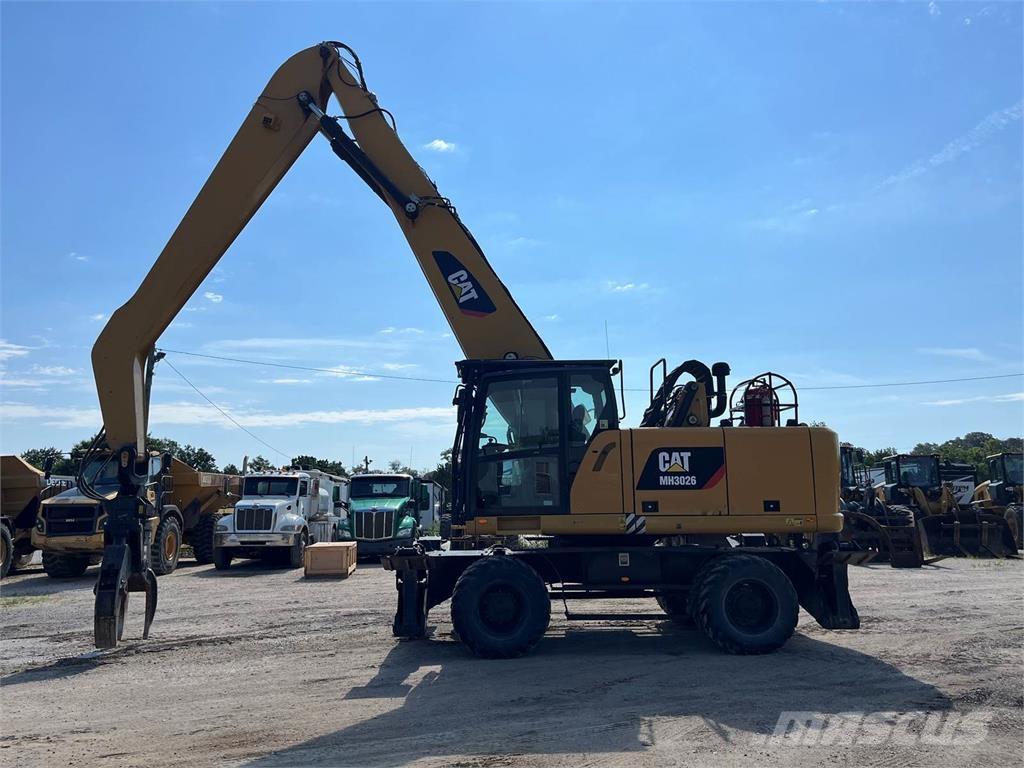 CAT MH3026 Sloopgraafmachines