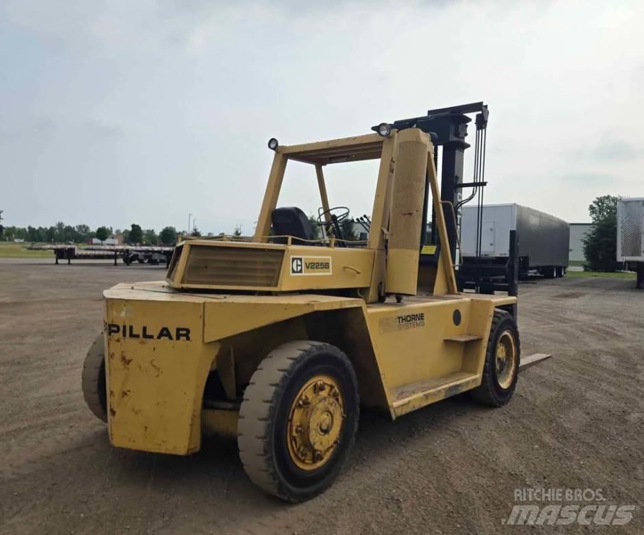 CAT V225B Heftrucks overige