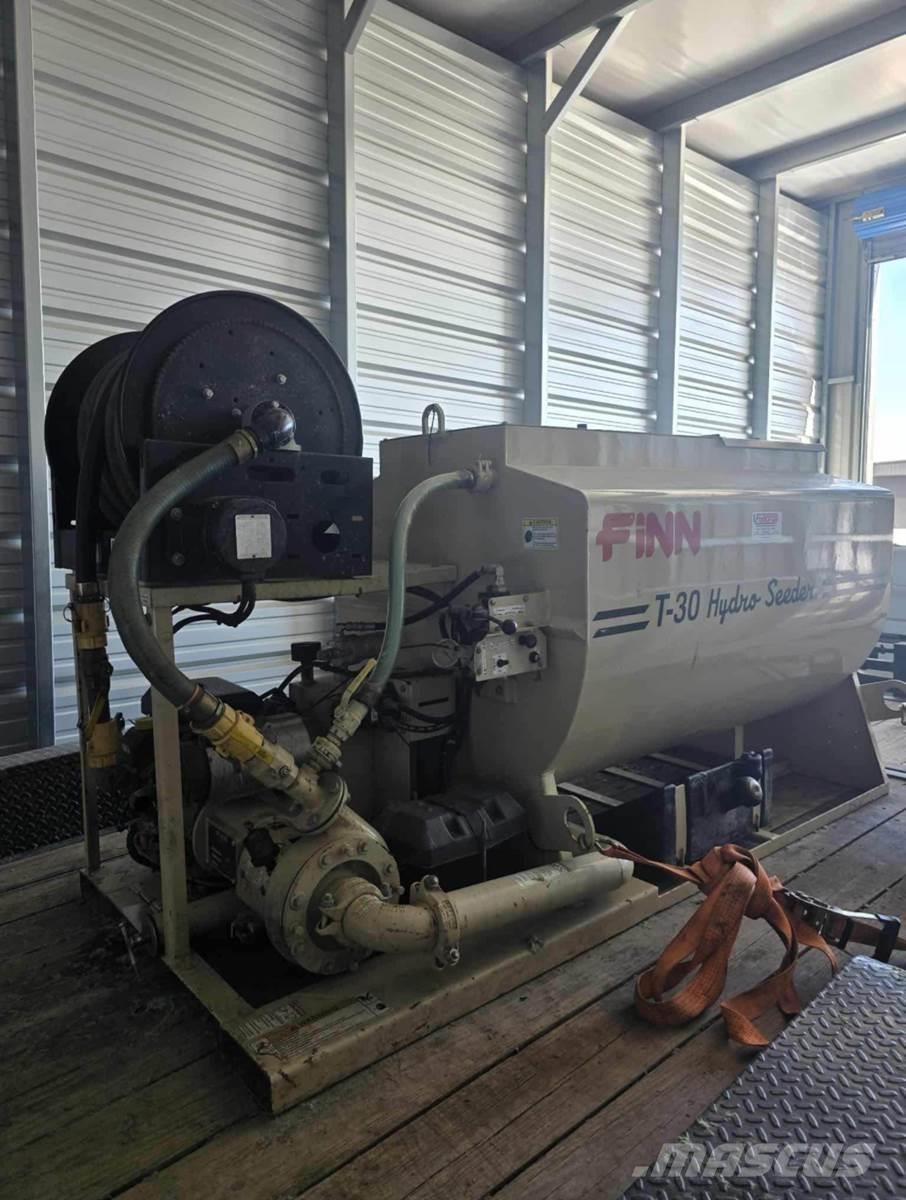 Finn T30 Silo's