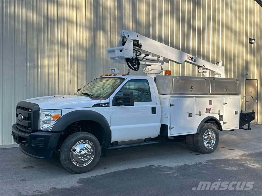 Ford F-450 Auto hoogwerkers
