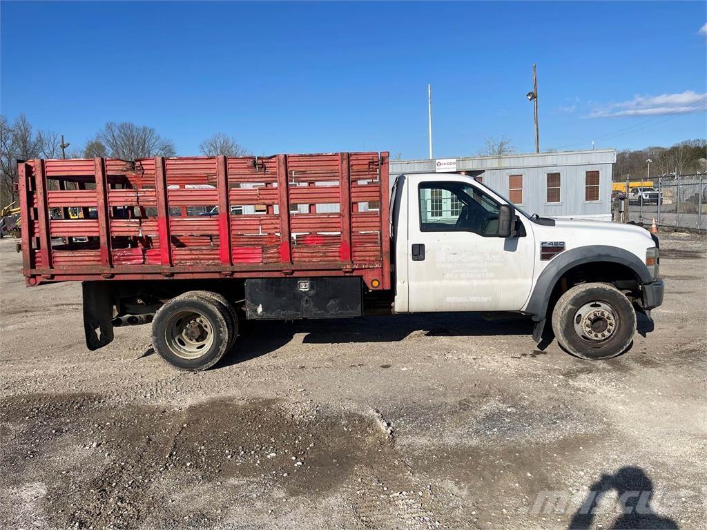 Ford F-450 Dieren transport